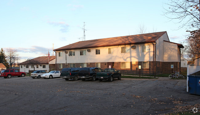 Building Photo - Parkview Terrace