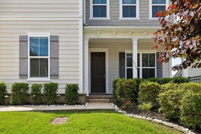 Foto del edificio - Available now in highly desirable Amelia Park! Beautifully maintained 5-bedroom, 3.5-bath home