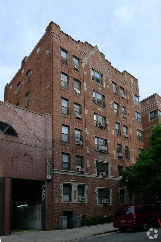 Building Photo - 35-54 83rd St