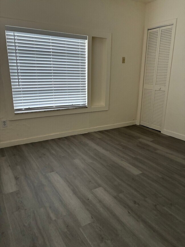 Foto del edificio - 3118 SW 22nd Terrace