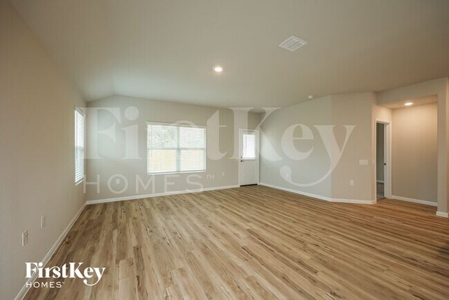 Building Photo - 4519 Meadowland Pl