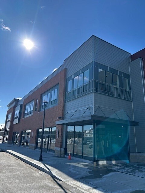 Foto del edificio - 148 Old Post Rd