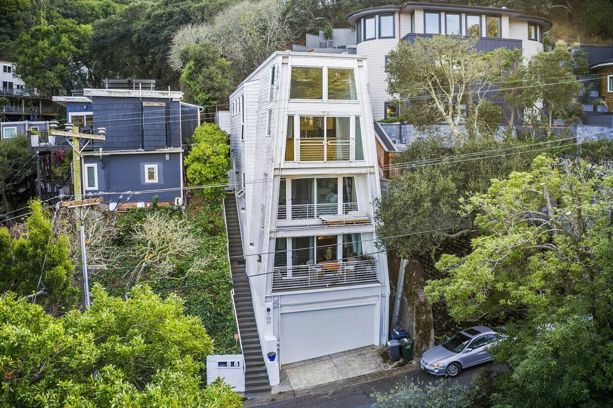 33 Crescent Ave, Sausalito, CA 94965 Townhome Rentals in Sausalito CA