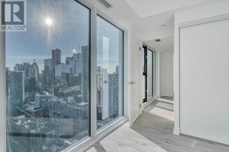 Building Photo - 252 Church St