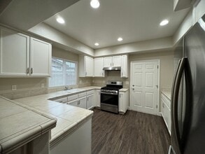 Building Photo - 2640 Ceanothus Ave