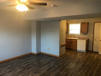Building Photo - 3108 Putnam Ave