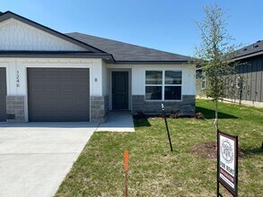 Building Photo - 1246 Concord Dr