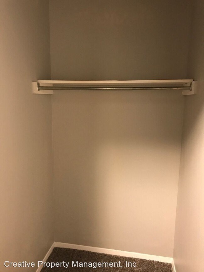 Foto del edificio - 1816 Main St S