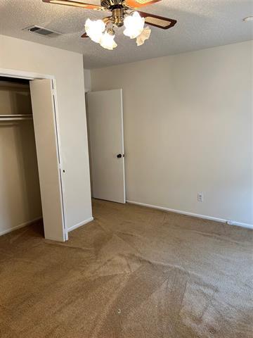 Foto del edificio - 3229 Oak Timber Dr