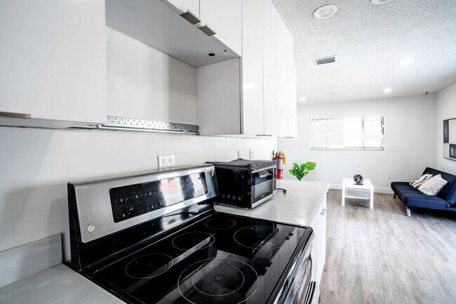 Foto del edificio - 470 SW 7th St