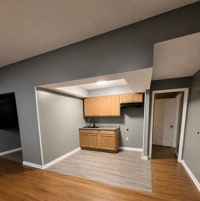 Building Photo - 4232 Aquarius Dr