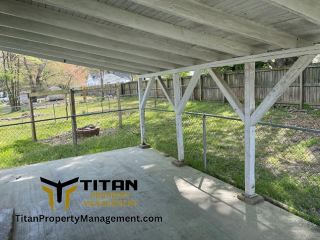 Building Photo - 2bed/2bath home with bonus area