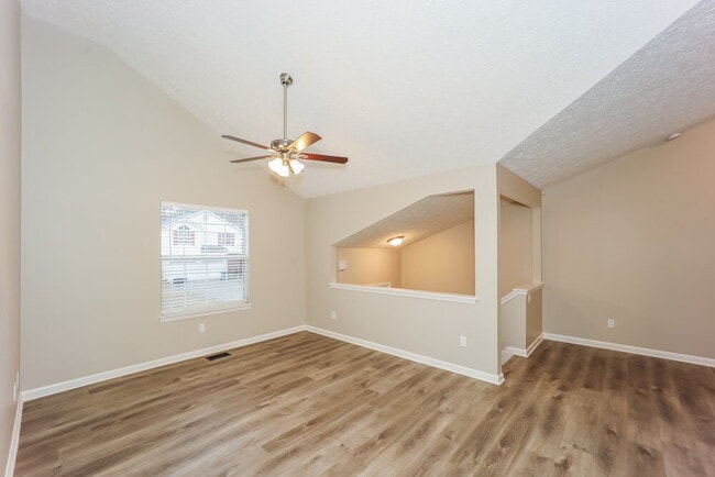 Building Photo - 1076 Hidden Brook Trail