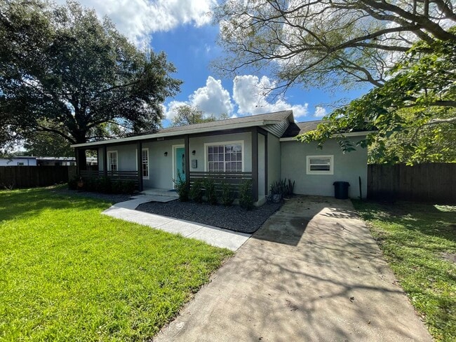 Building Photo - Charming 4BR/2BA Single Family Home in Orlando!!