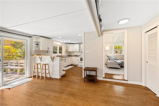Foto del edificio - 7 Cowsill Ln
