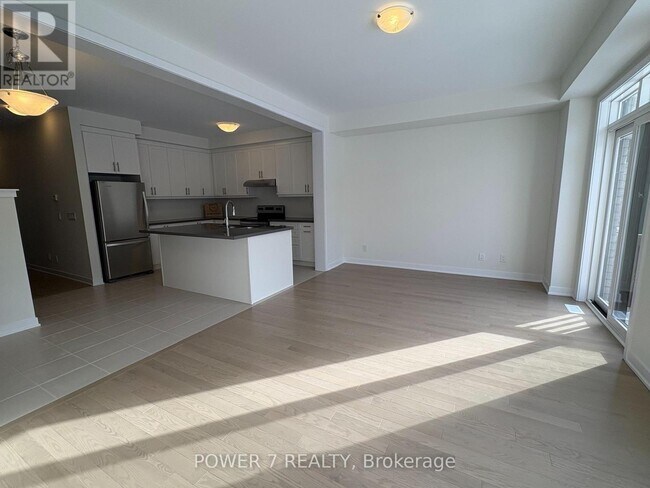 Building Photo - 14 Harvey Bunker Cres