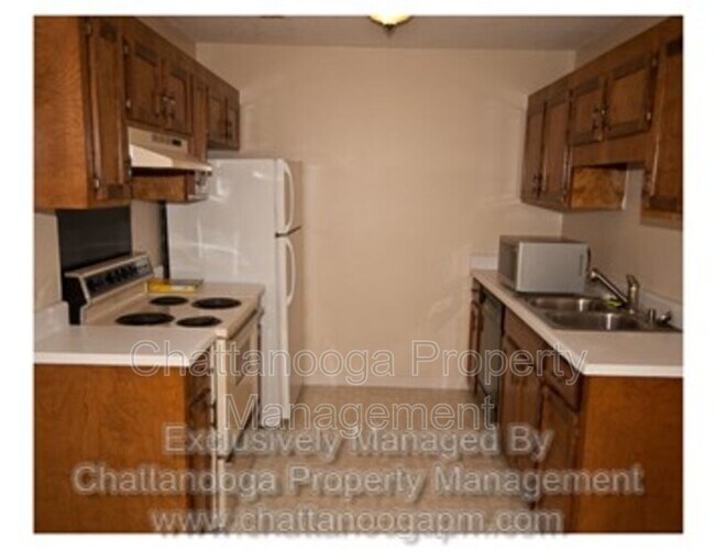 Foto del edificio - 27 Cedar Tree Ln
