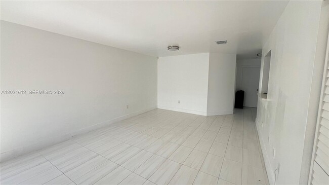Building Photo - 1132 NW 125th Path