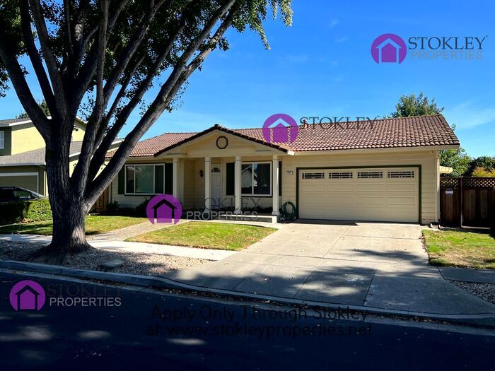 Primary Photo - Stokley Properties Presents 2421 Crestline...