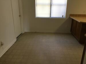 Building Photo - 3011 Green Forest Dr