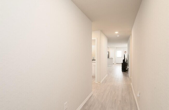 Building Photo - 9723 Mill Dm