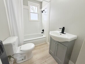 Building Photo - 1742 Confederation Line