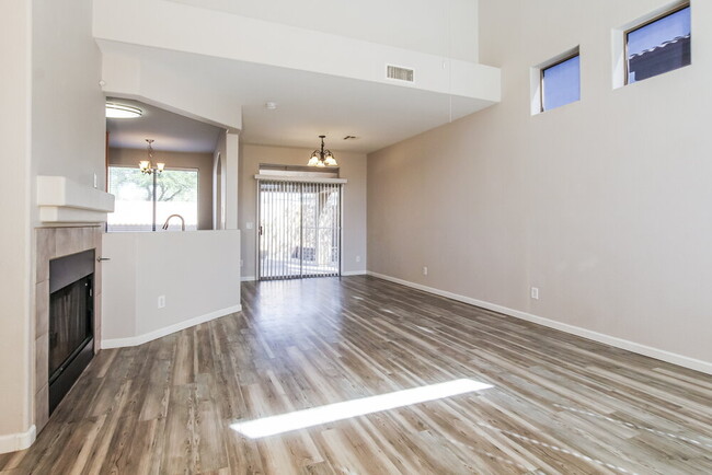 Foto del edificio - 14252 W Cora Ln