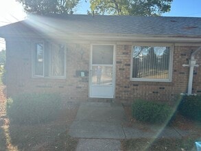 Building Photo - 1150 Louisiana Ave