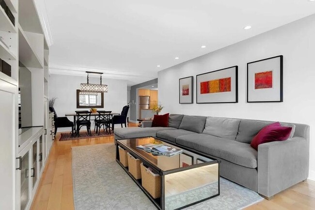 Building Photo - 3 bedroom in New York NY 10003