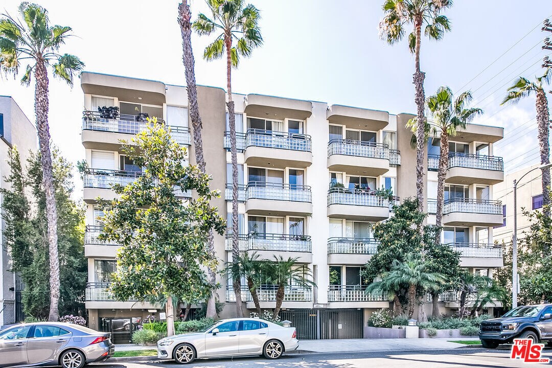 1819 Holmby Ave Unit 403, Los Angeles, CA 90025 Condo for Rent in Los