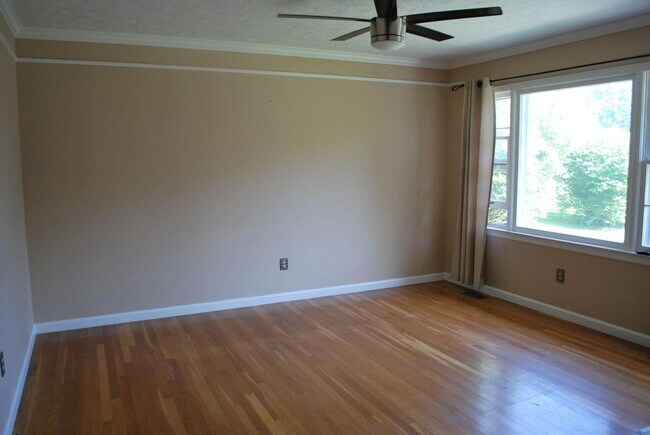 Foto del edificio - 1756 Wyatt Pkwy