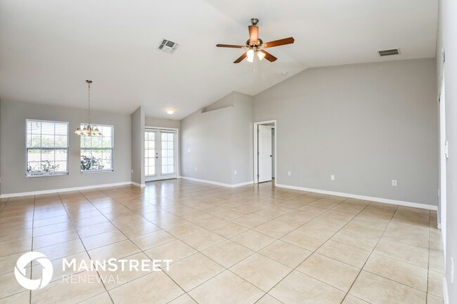 Building Photo - 3317 20th St W