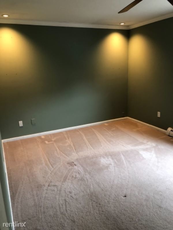 Building Photo - 2 br, 1 bath Apartment - 1A Orchard Lane