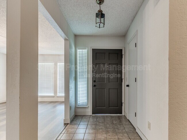 Foto del edificio - 7712 NW 101st St