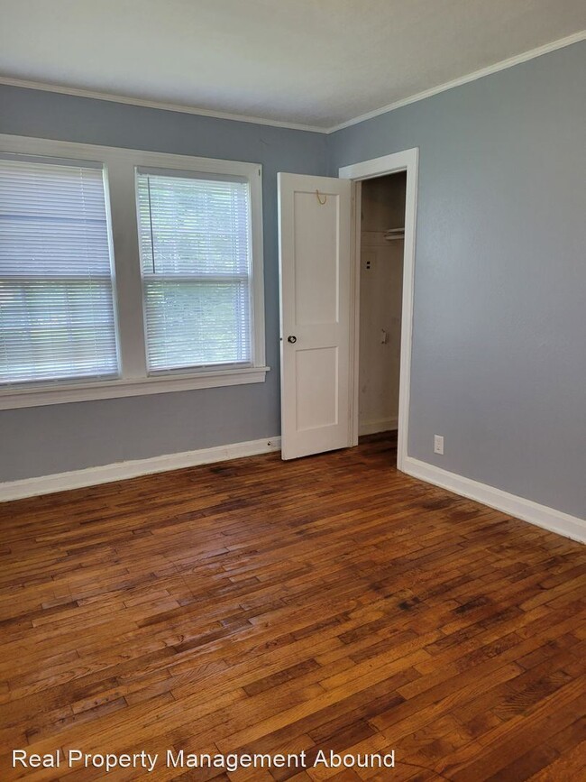 Building Photo - 2 br, 1 bath House - 544 S. Mission St. - ...