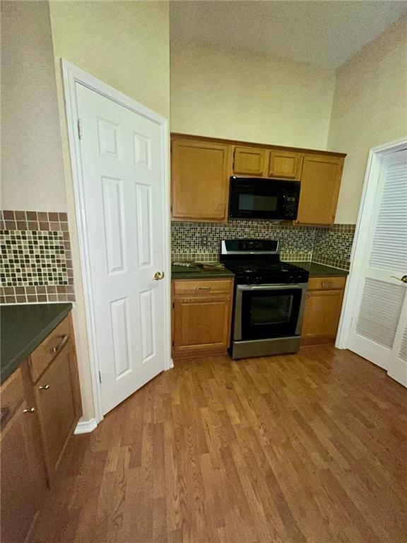Foto del edificio - 16508 Framingham Cir