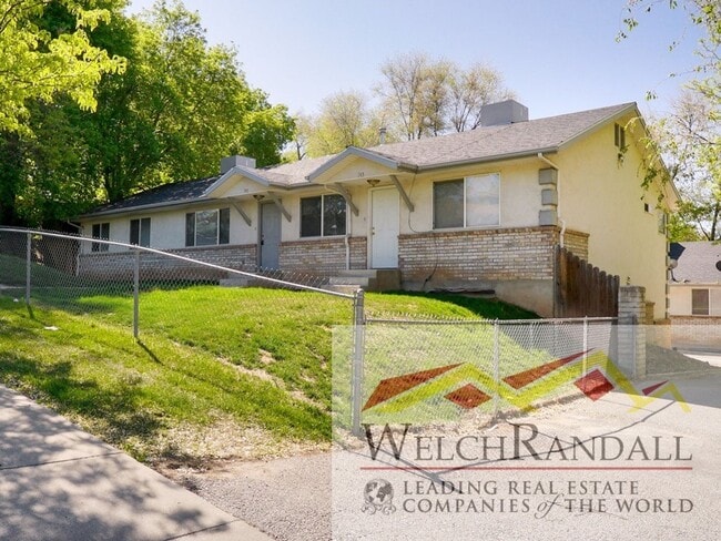 Building Photo - Beautiful 3 Bed 2 Bath Townhome in Ogden