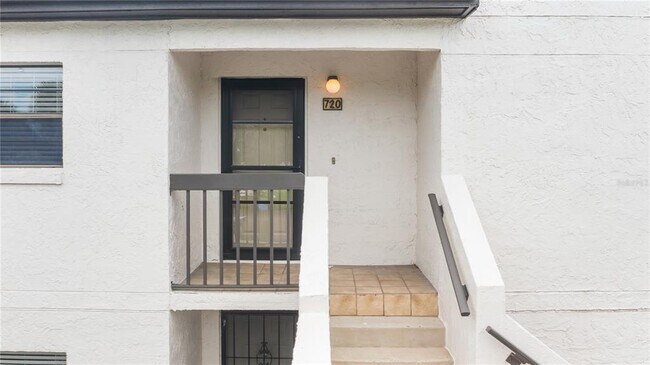 Foto del edificio - 720 Killarney Bay Ct