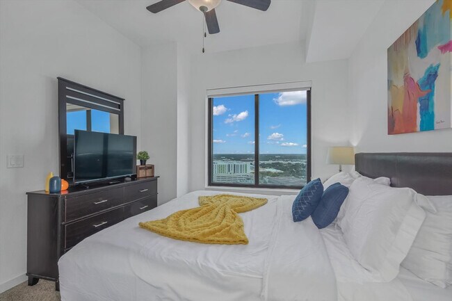 Foto del edificio - 2022 Holcombe Blvd