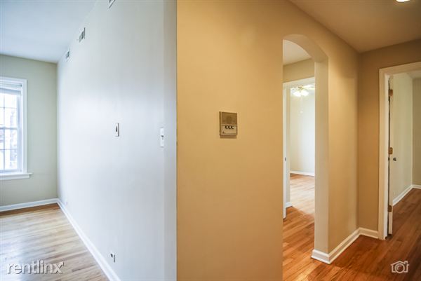 Building Photo - 4321 N Drake Ave
