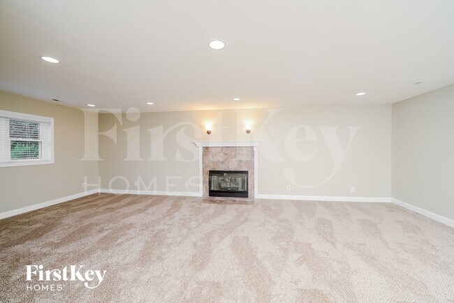 Foto del edificio - 6020 Stone Bluff Dr