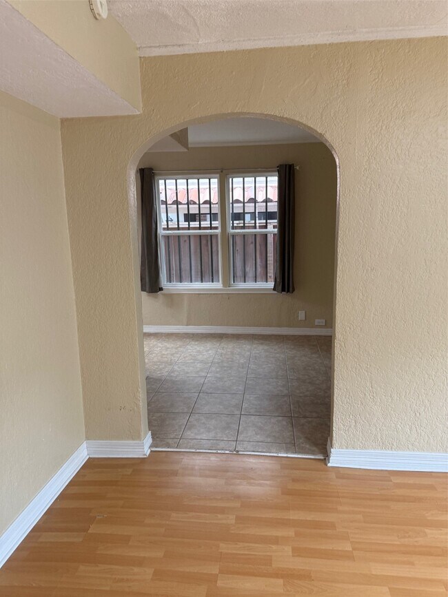 Foto del edificio - 5106 Jackson St