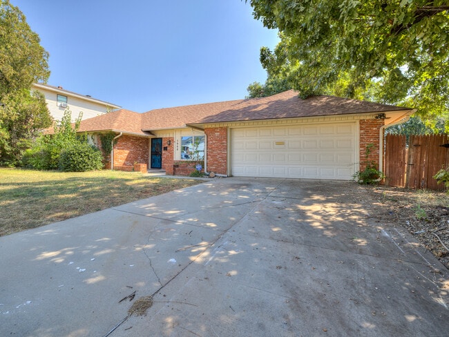 Building Photo - 5908 NW 72nd St
