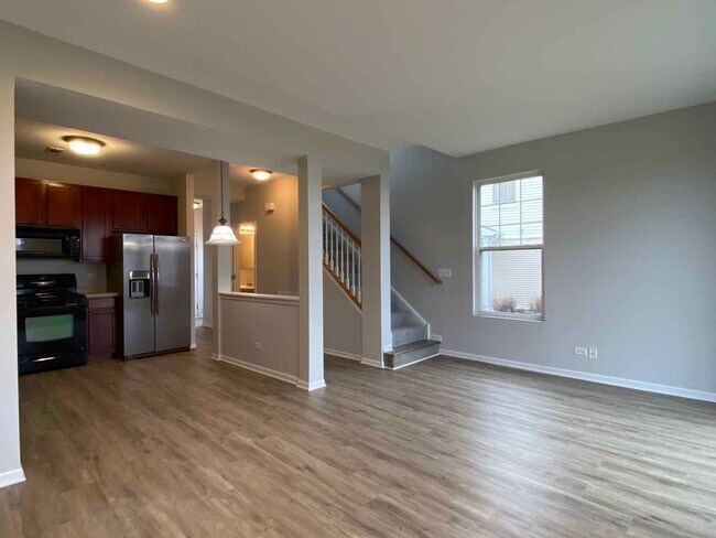 Building Photo - 2225 Flagstone Ln