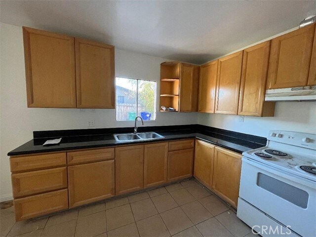 Building Photo - 33141 Cathedral Canyon Dr