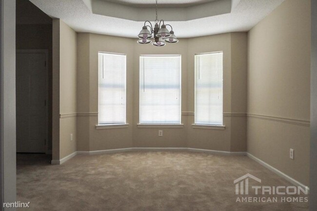 Building Photo - 98 Dogwood Ridge Dr