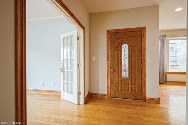 Foto del edificio - 3220 W Cortez St
