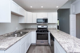 Interior Photo - Downtown Lafayette Living!