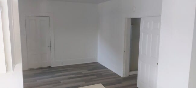 Building Photo - 815 G St