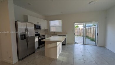 Building Photo - 16286 SW 292nd St